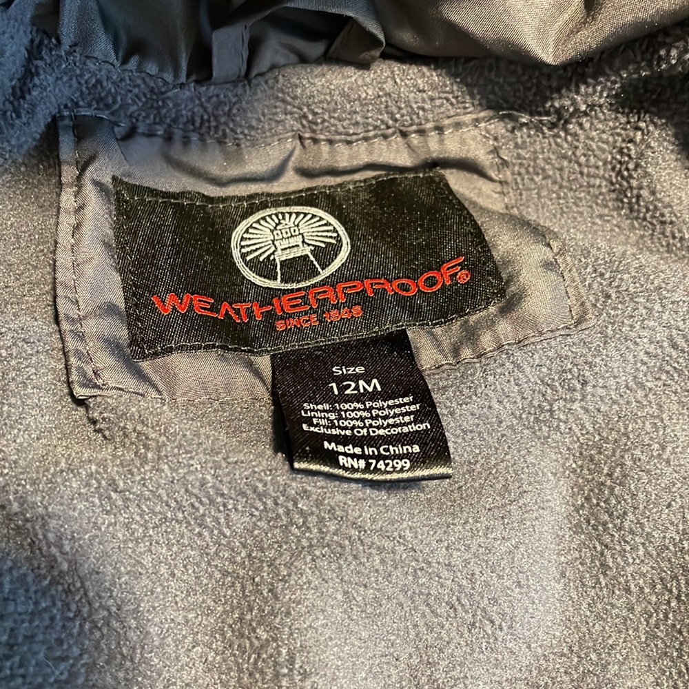 Weatherproof jacket - 12m - Picture 3 of 8